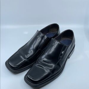 Black leather dress loafers